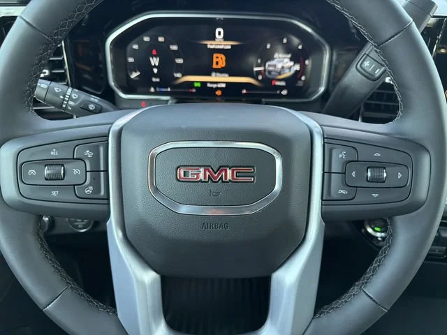 New 2026 Summit White GMC SLE image 29