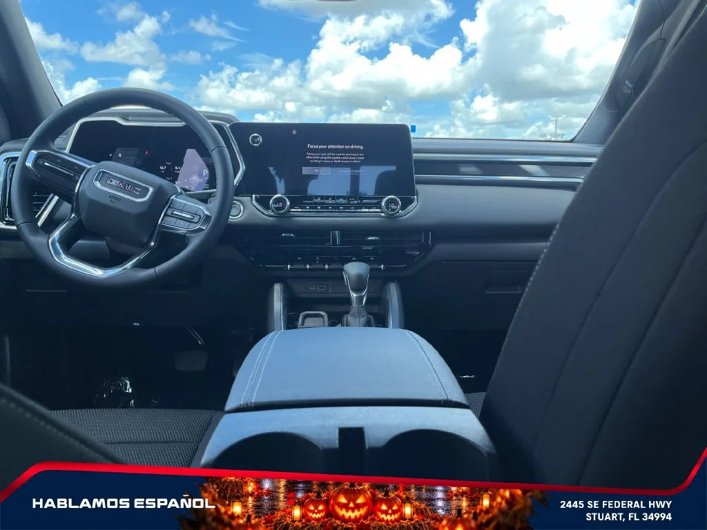 New 2026 Sterling Metallic GMC Elevation image 15