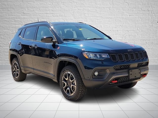 New 2026 Fathom Blue Pearl-Coat Exterior Paint Jeep Trailhawk image 6