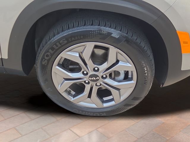 Certified Used 2024 Gray Kia LX image 20