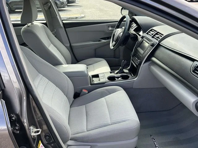 Used 2017 Gray Toyota LE image 13