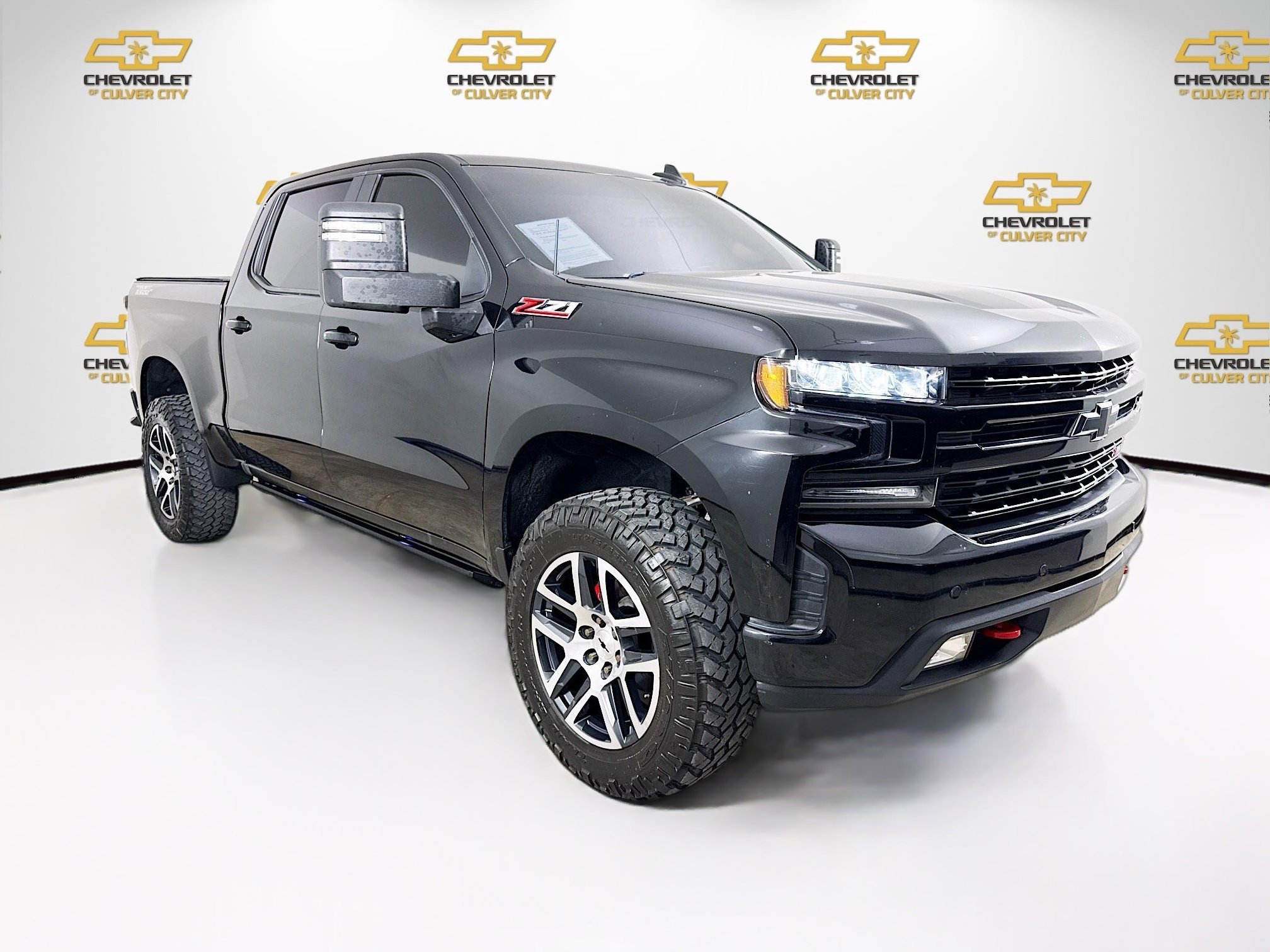 2019 Chevrolet Silverado 1500 LT Trail Boss 4X4 Crew Cab Standard Box's photo