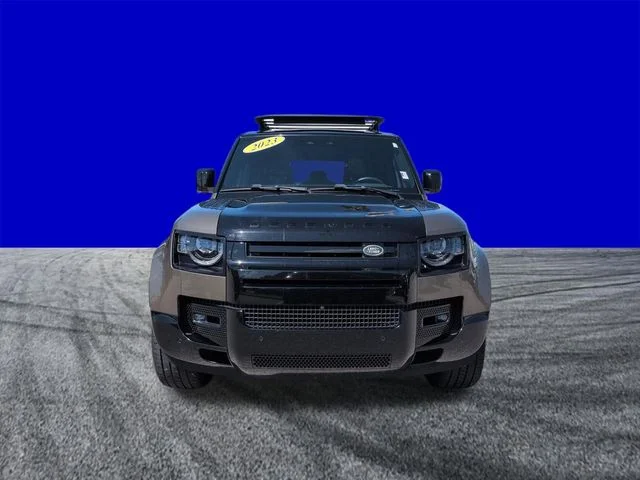 Used 2023 Gondwana Stone Metallic Land Rover X image 9