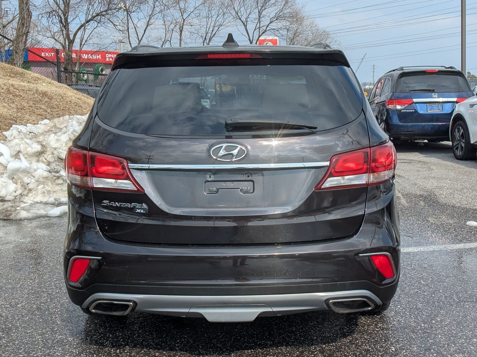 Used 2019 Brown Hyundai SE image 4