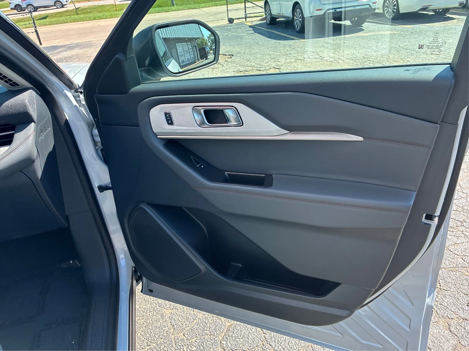 New 2026 Space White Metallic Ford Active image 19