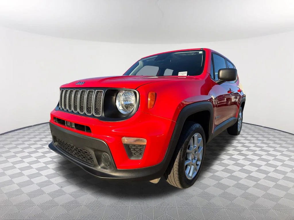 Used 2023 Red Jeep Latitude image 1