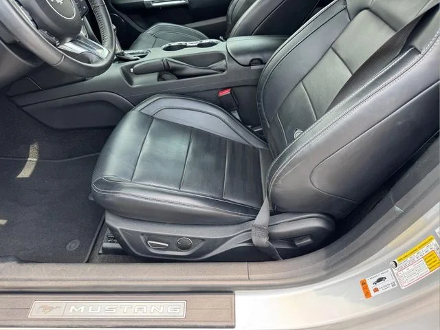 Used 2016 Silver Ford GT Premium image 6