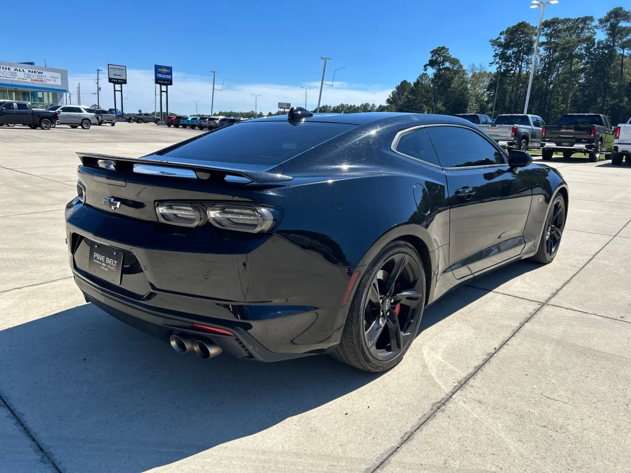 Used 2023 BLACK Chevrolet 2SS image 3