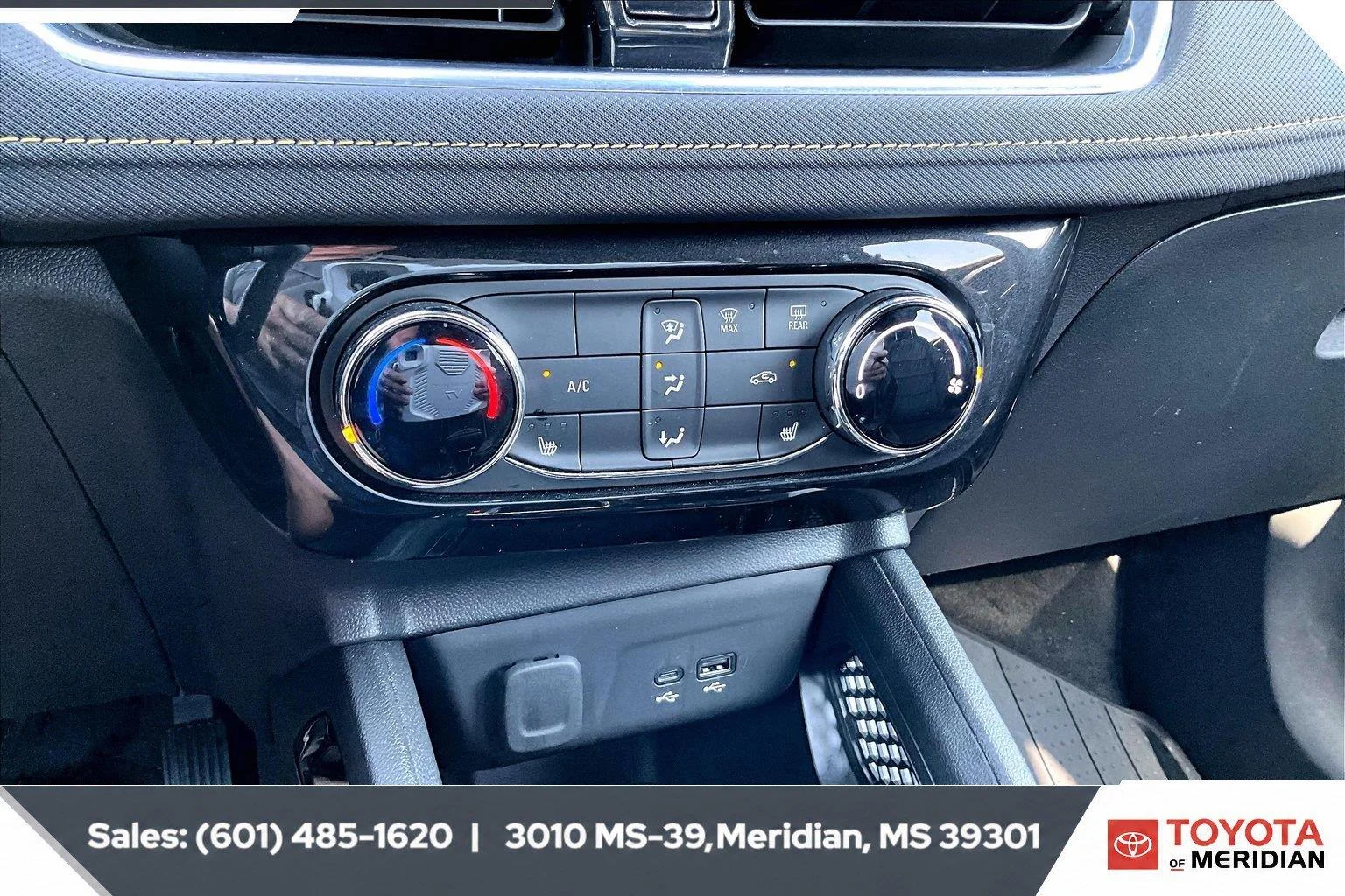Used 2025 Nitro Yellow Metallic Chevrolet ACTIV image 22