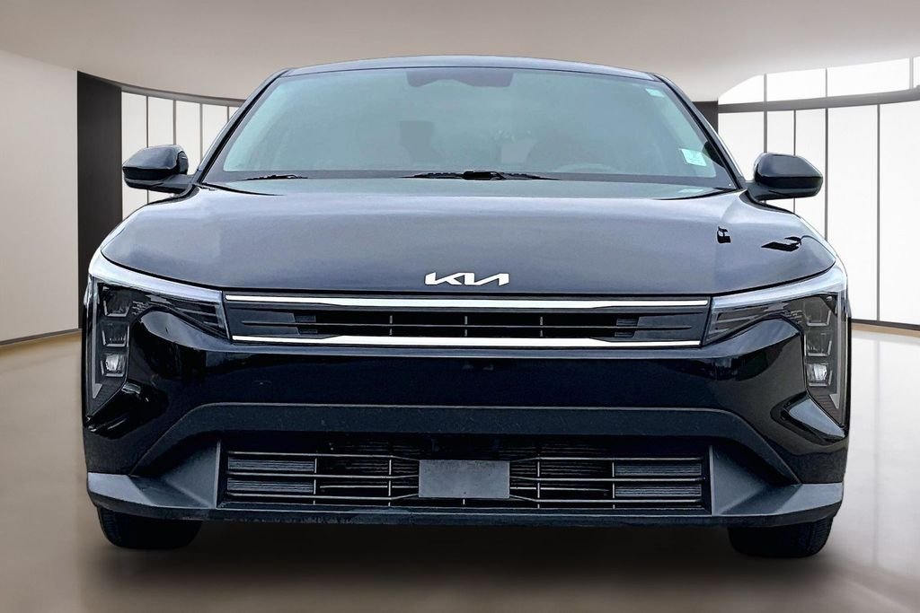 Used 2025 Black Kia LX image 3