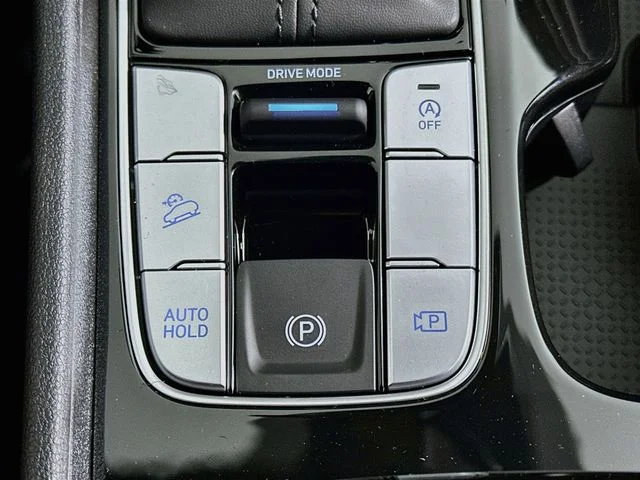New 2026 Hyundai TUCSON XRT