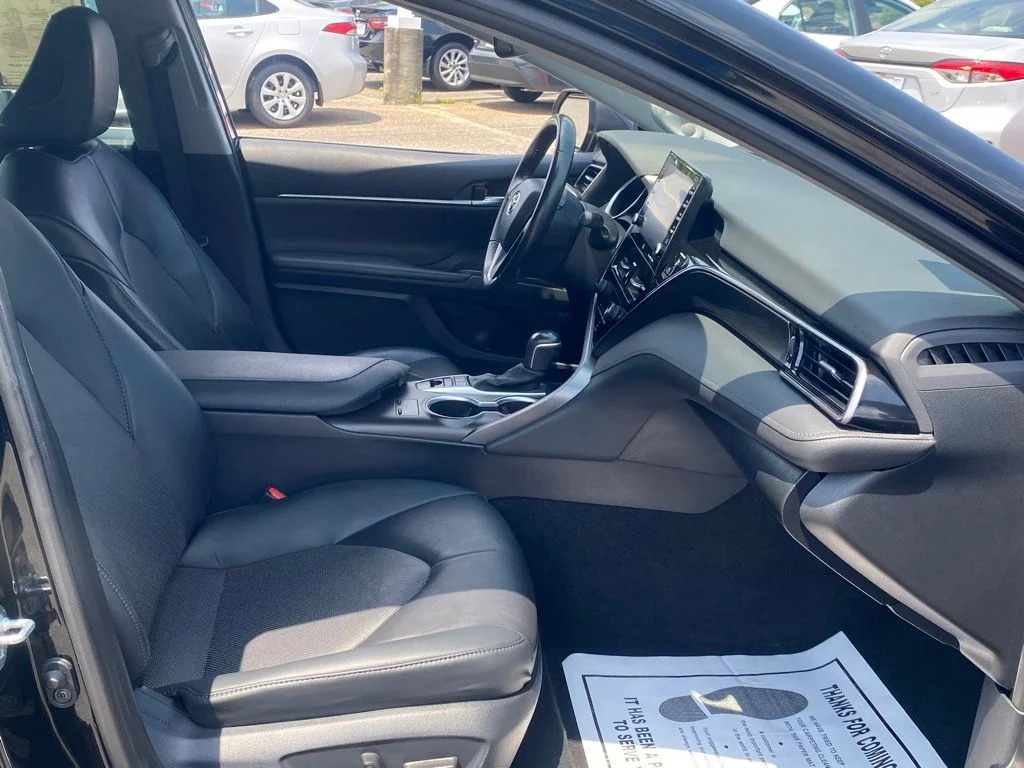 Used 2023 Black Toyota XLE image 17