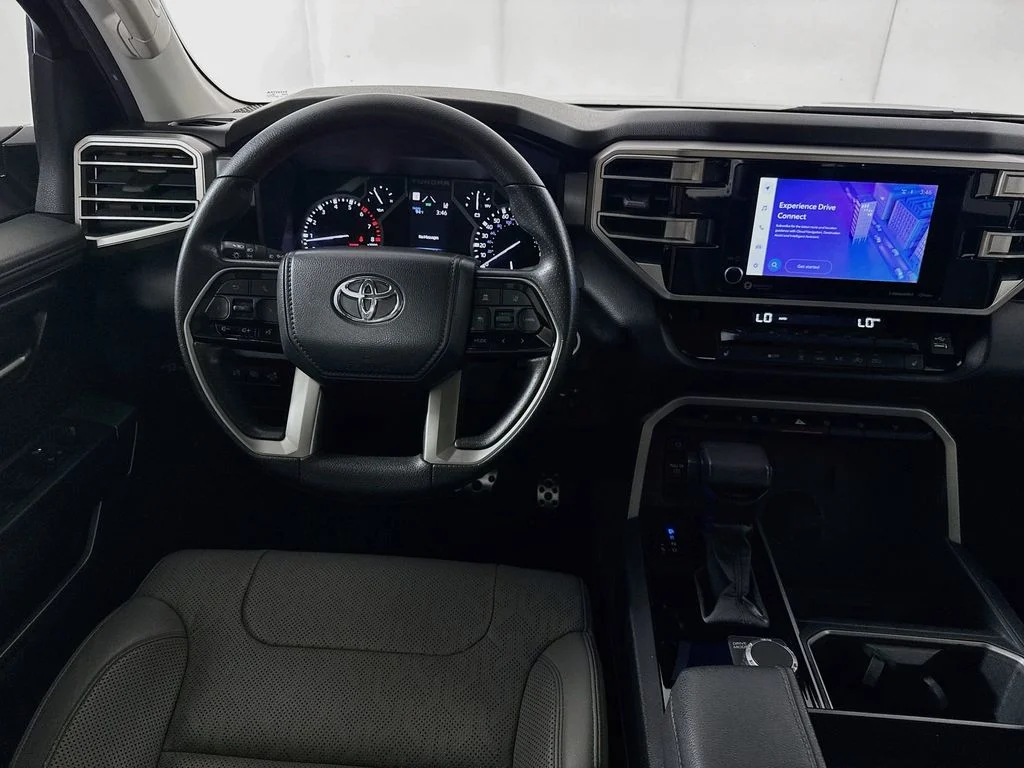 Used 2022  Toyota SR5 image 28