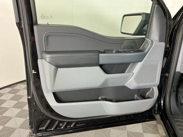 Certified Used 2023  Ford XLT image 12