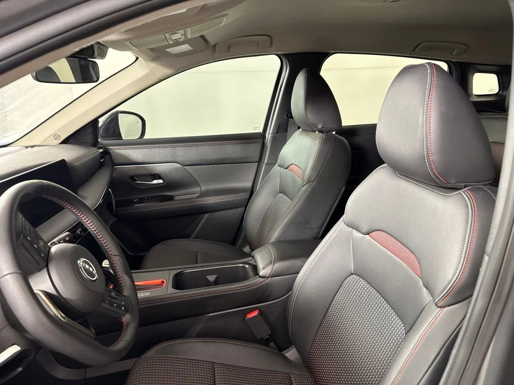 2026 Nissan KICKS SR - Photo 27