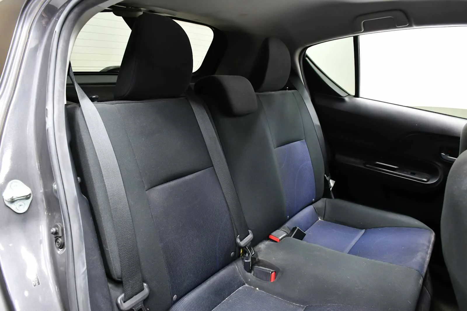 Used 2015 Magnetic Gray Metallic Toyota Two image 21