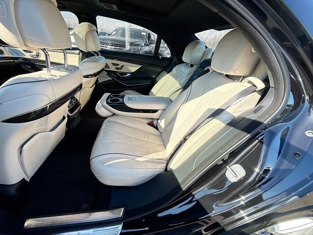 Used 2019 Black Mercedes-Benz S 560 image 27