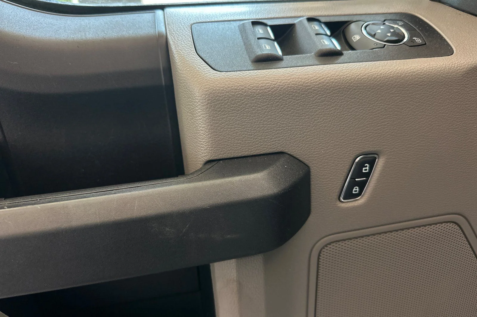 Certified Used 2019 White Ford XL image 10
