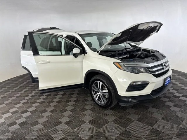 Used 2018 White Honda EX-L image 16