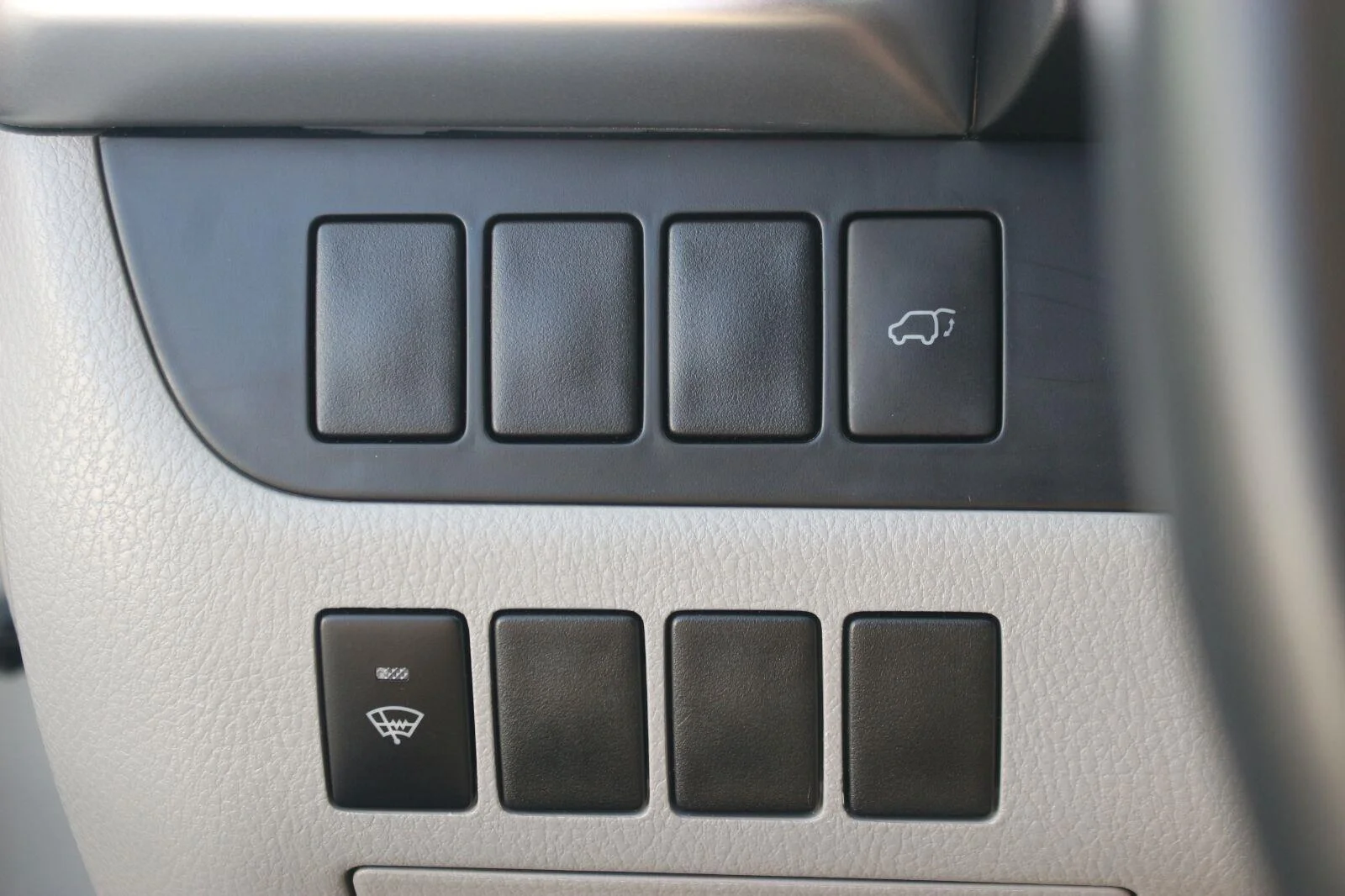 Used 2015  Toyota XLE image 29