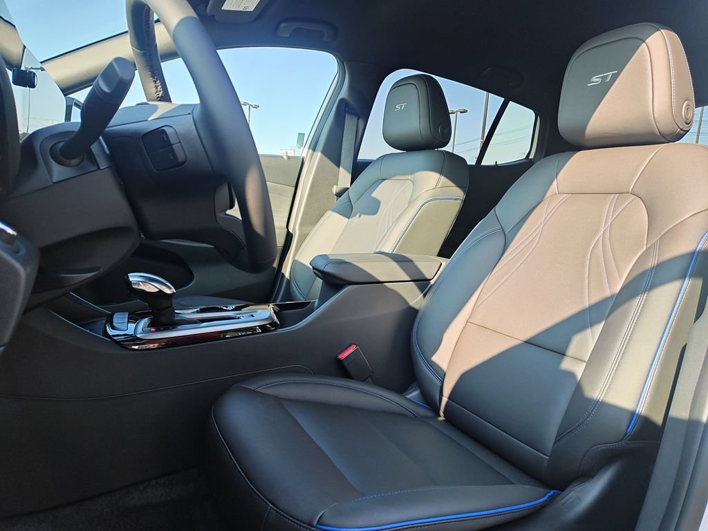 New 2026 Summit White Buick Sport Touring image 13