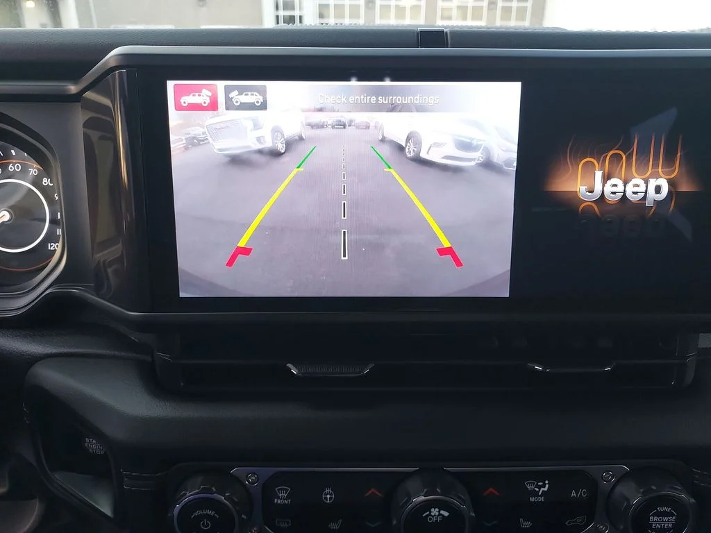 Used 2024 Red Jeep Sahara image 23
