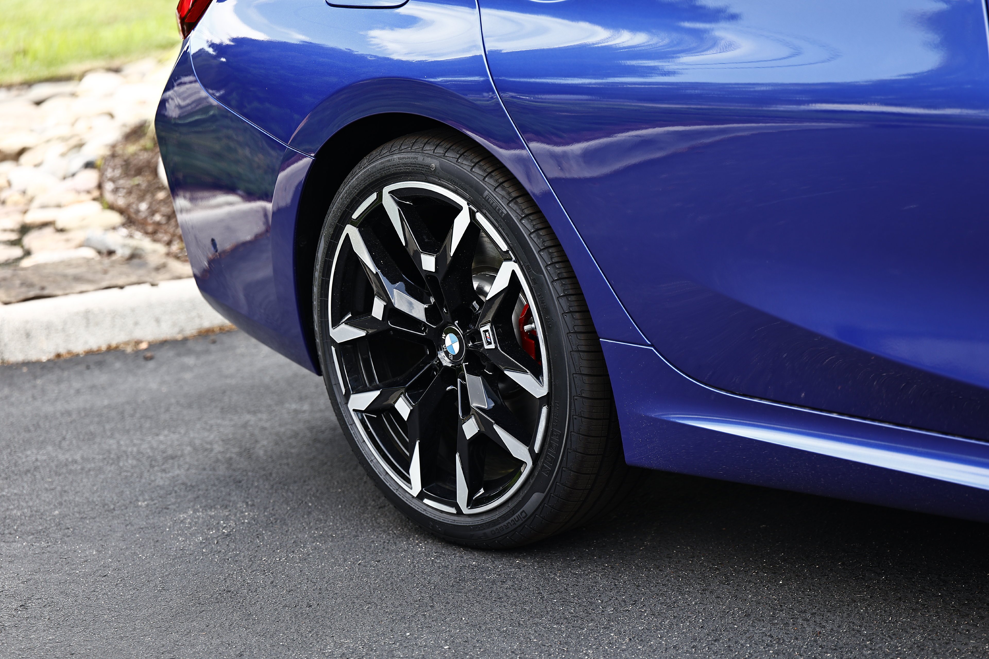 New 2026 Portimao Blue Metallic BMW 330i image 6