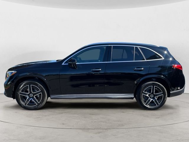 New 2026 Black Mercedes-Benz GLC 300 image 2