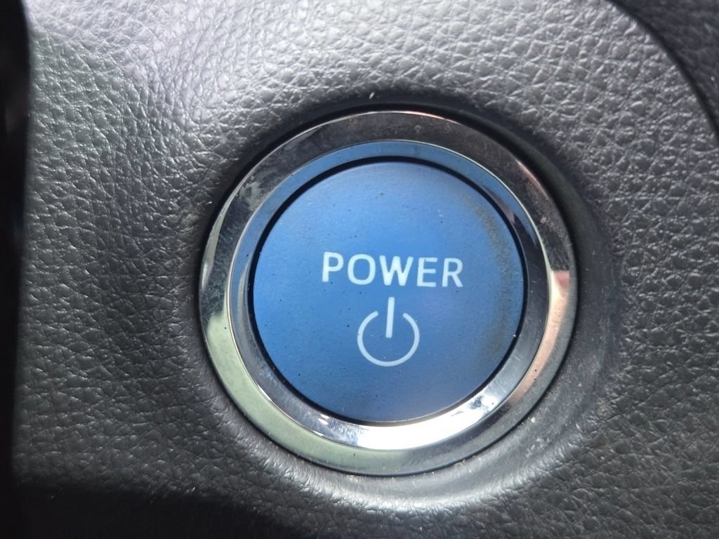 2022 Toyota RAV4 SE - Photo 37
