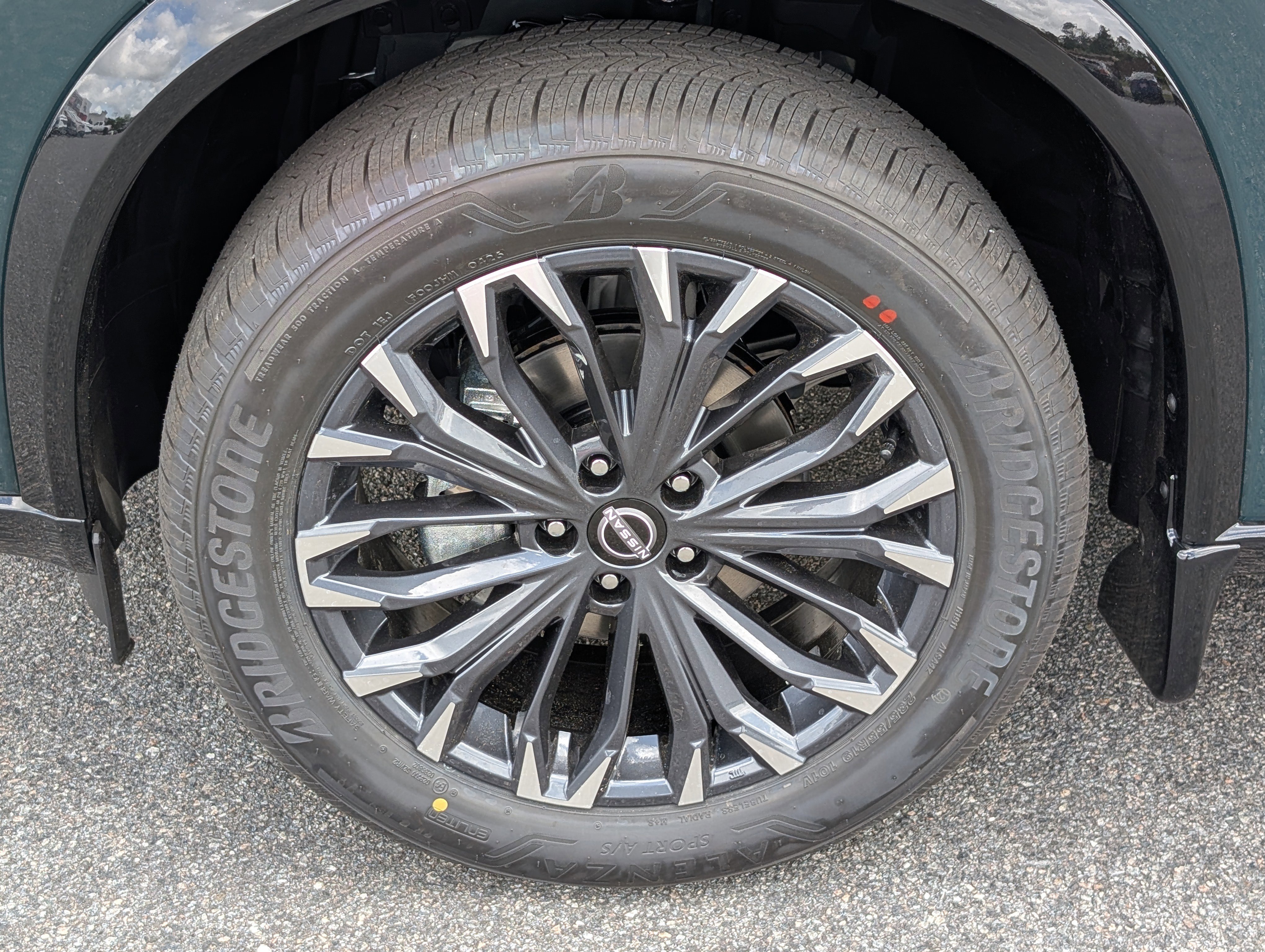 New 2026 Obsidian Green Pearl Nissan Platinum image 13