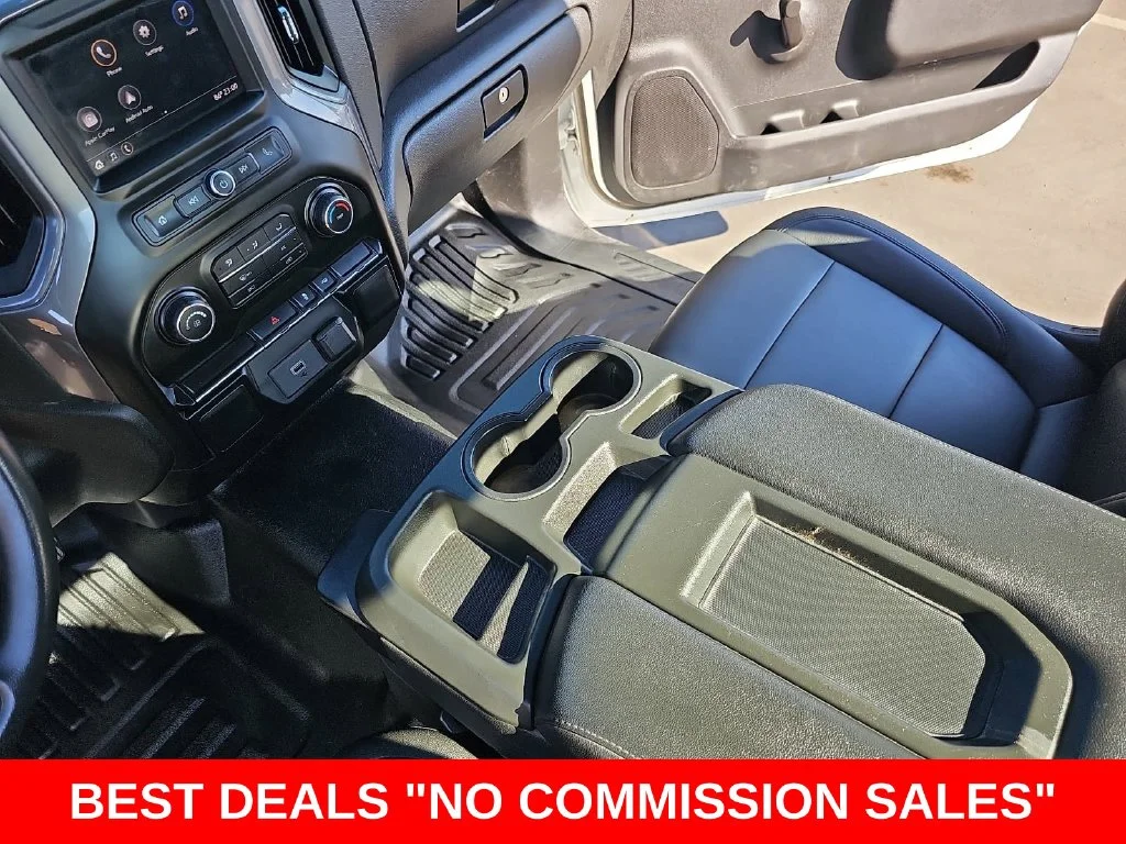 Used 2020 White Chevrolet WT image 23