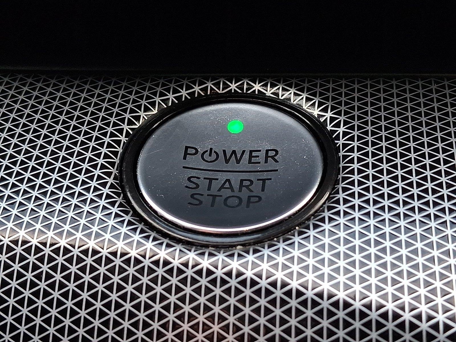 Used 2023 Vapor Blue Ford GT image 25
