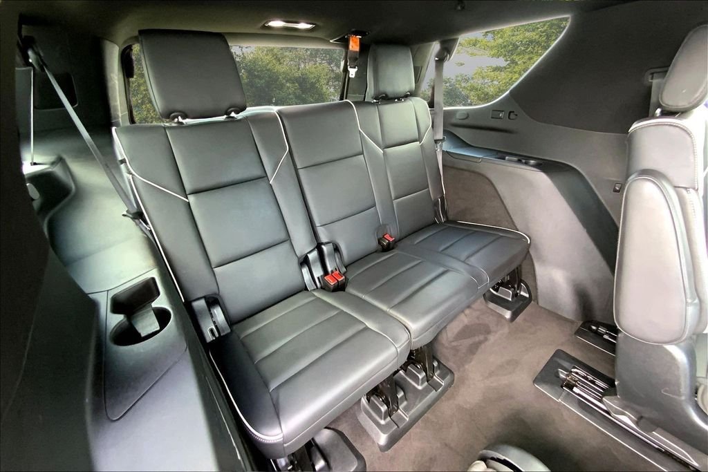 Used 2023 Black Cadillac Sport image 25