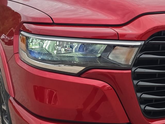 New 2026 Molten Red Pearl-Coat Exterior Paint RAM Laramie image 7