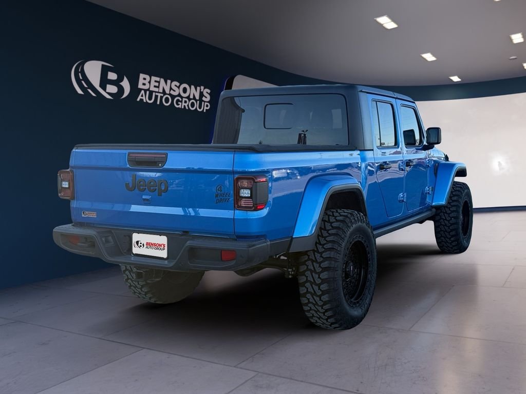 New 2024 Hydro Blue Pearl-Coat Exterior Paint Jeep  image 6