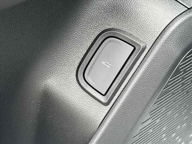 New 2026 Summit White GMC Denali image 25