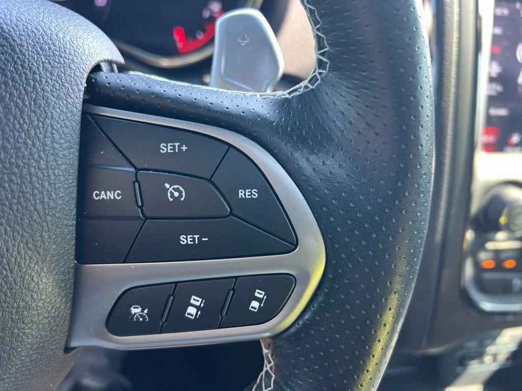 Used 2020 White Dodge SRT image 42