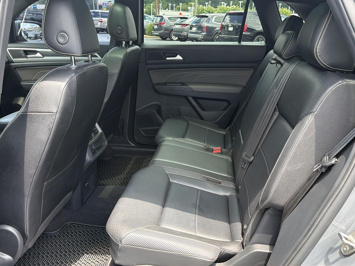 Used 2021 Pure Gray Volkswagen 3.6L V6 SE w/Technology R-Line image 11