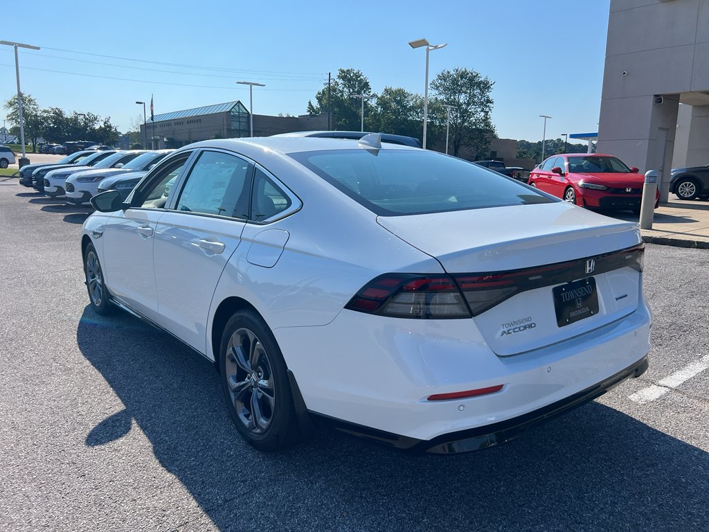 2025 Honda Accord EX-L photo 2