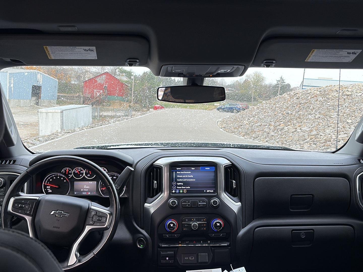 2021 Chevrolet Silverado 1500 RST photo 4