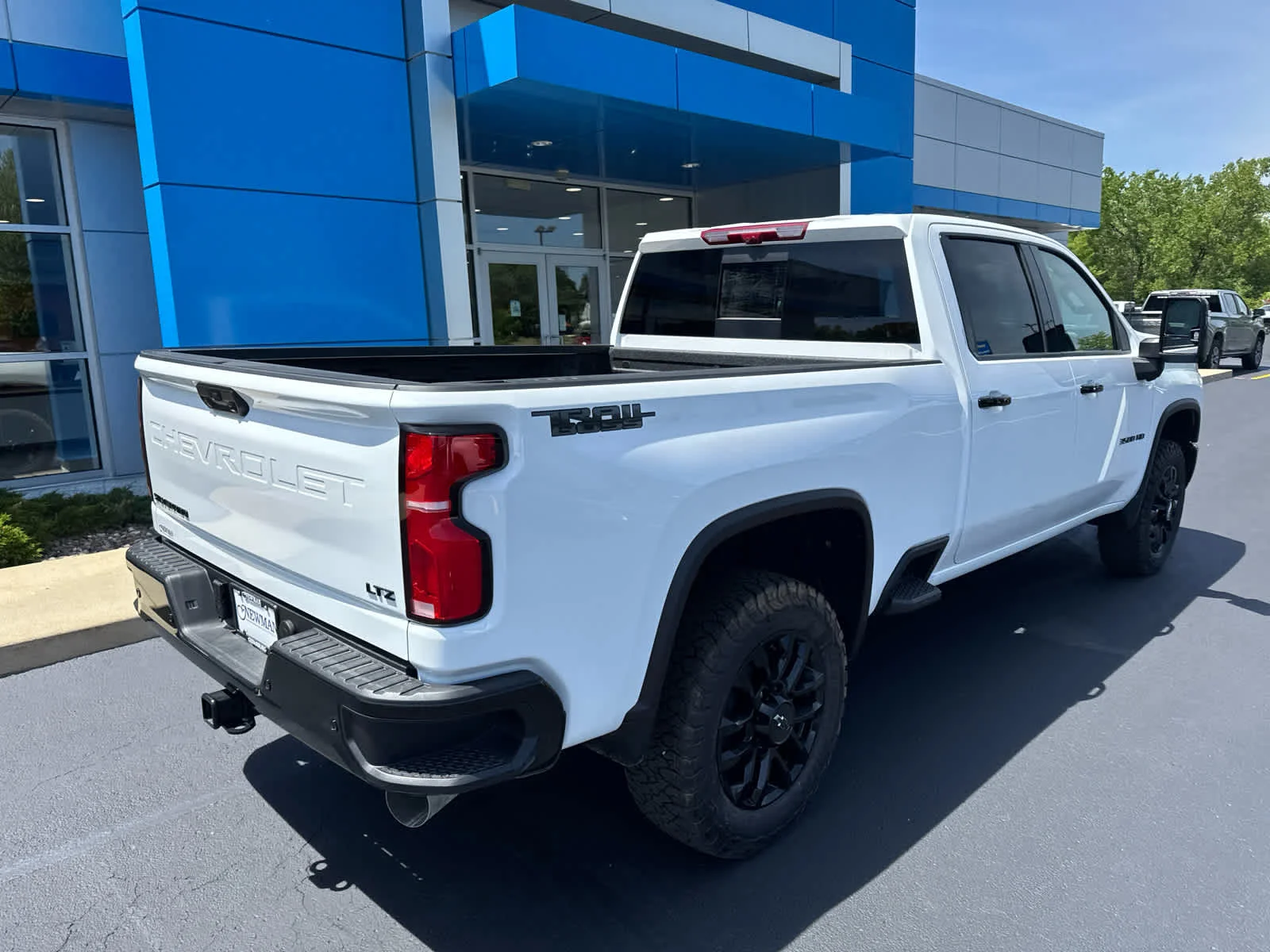 2026 Chevrolet Silverado 3500 HD LTZ - Photo 7