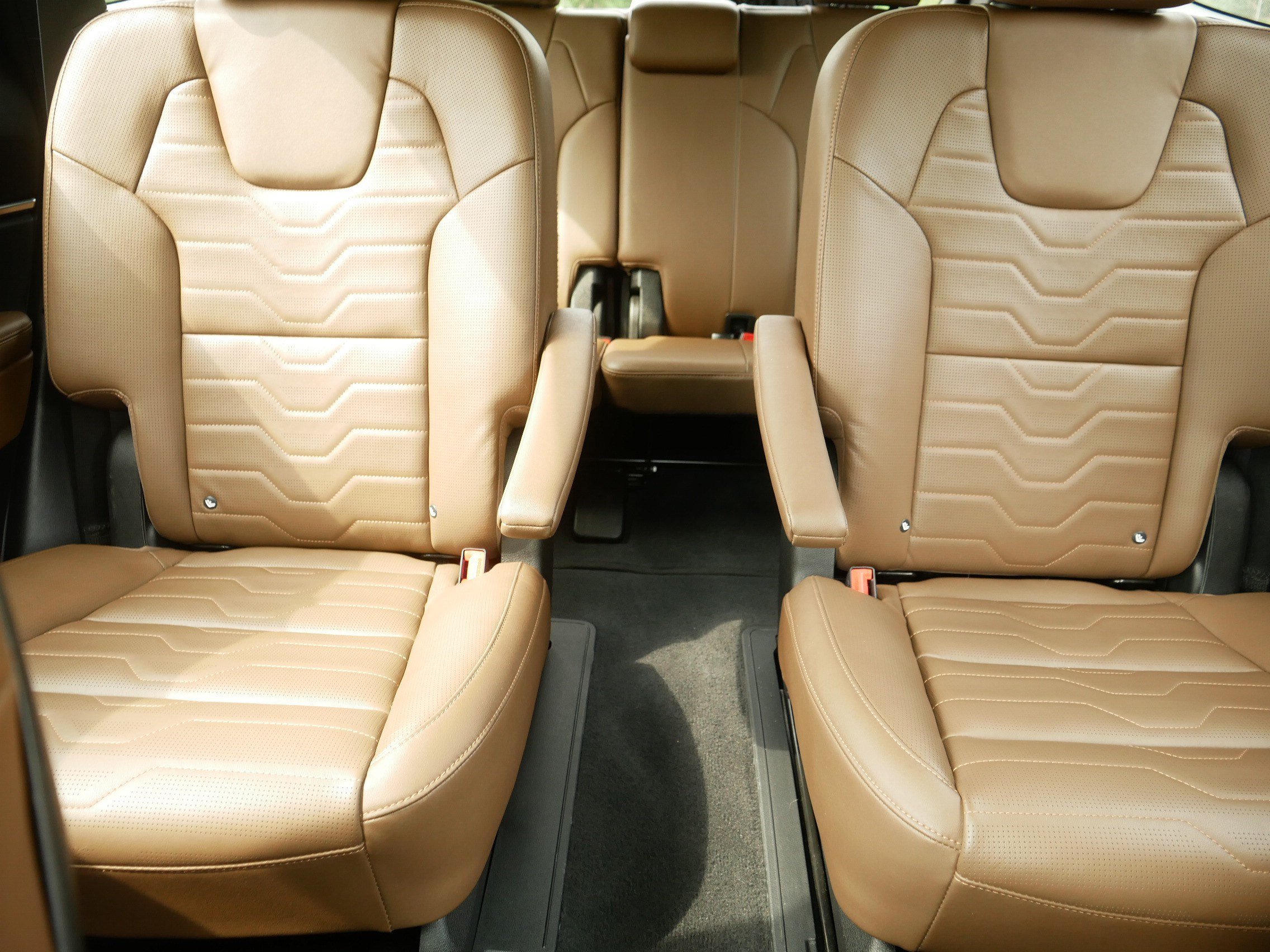 Certified Used 2022 Black Copper Kia SX image 13