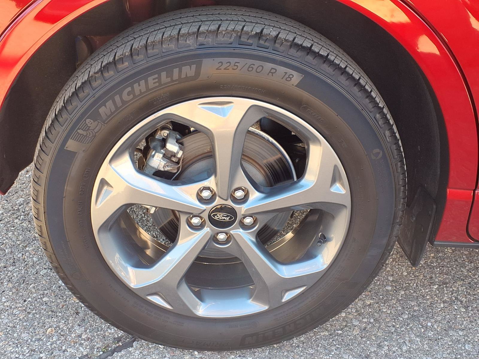 Used 2024 Rapid Red Metallic Tinted Clearcoat Ford ST-Line image 31