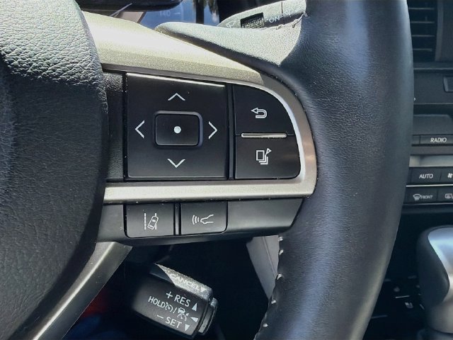 Used 2018 Silver Lexus RX 350 image 36