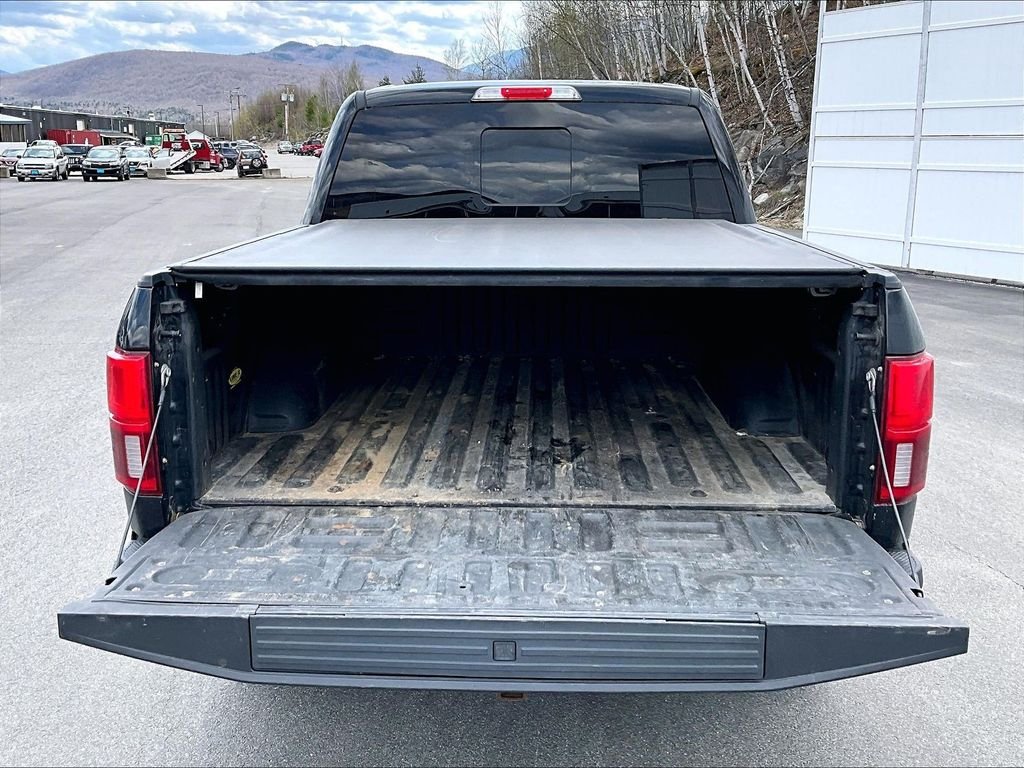 Used 2019 Agate Black Metallic Ford Lariat image 31