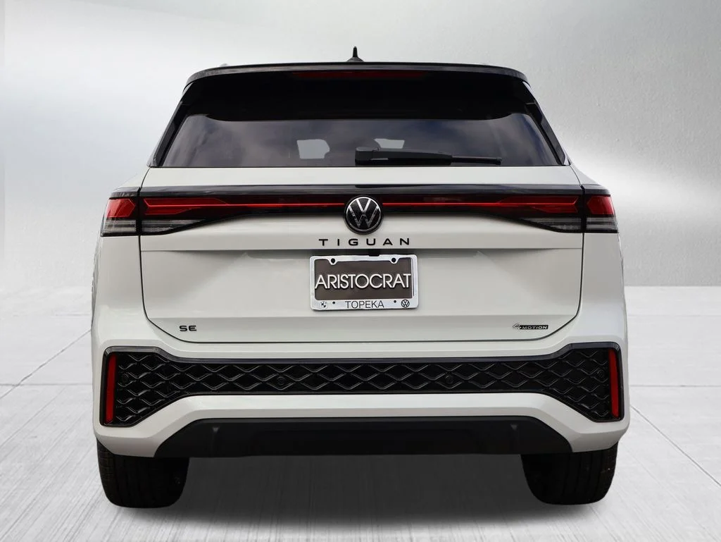 New 2026 White Volkswagen 2.0T SE R-Line Black image 33