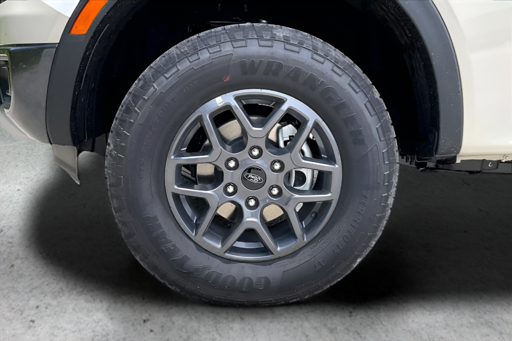 New 2026 Desert Sand Ford XLT image 19