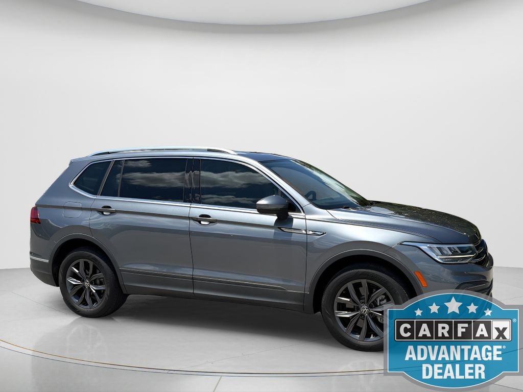 Certified Used 2022 Gray Volkswagen 2.0T SE image 4