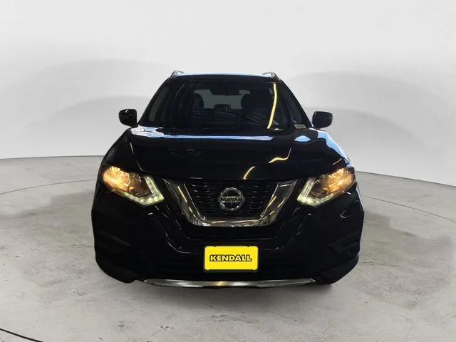 Used 2019 Black Nissan S image 2