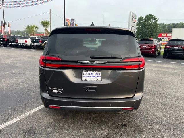 Used 2023 Gray Chrysler Touring L image 34